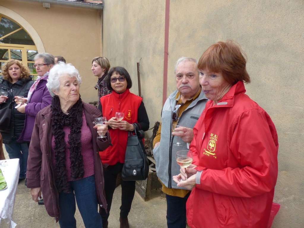 Repas chez les vignerons-Samedi 13 décembre 2014 EoO5pd