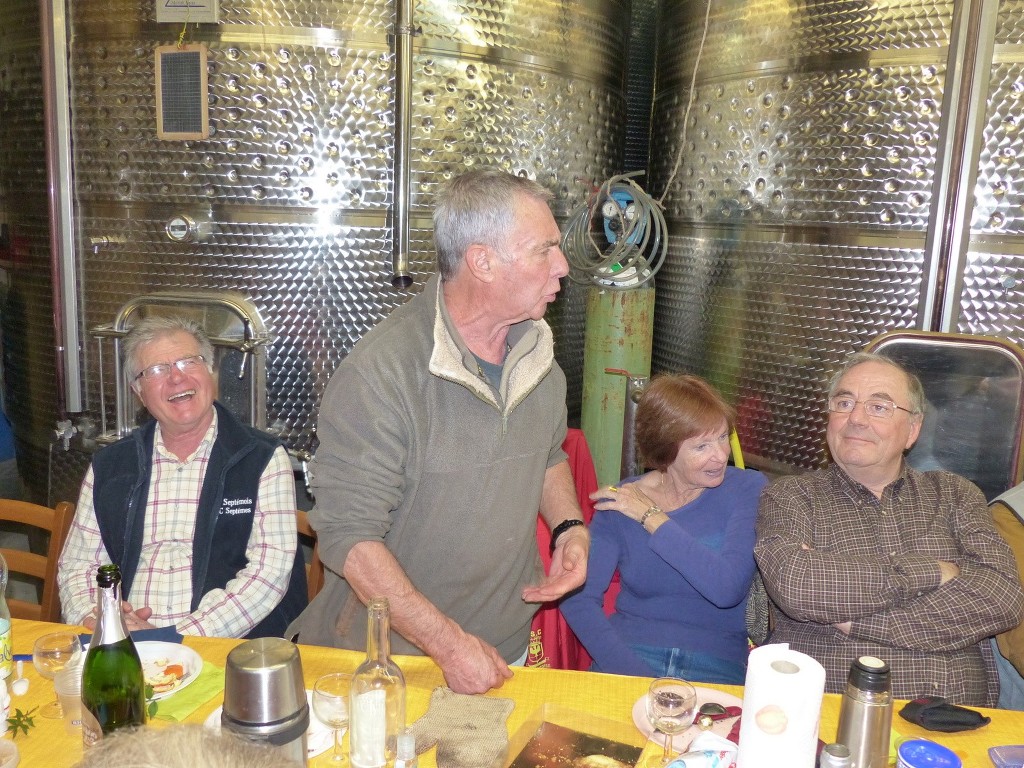 Repas chez les vignerons-Samedi 13 décembre 2014 Oci21Z