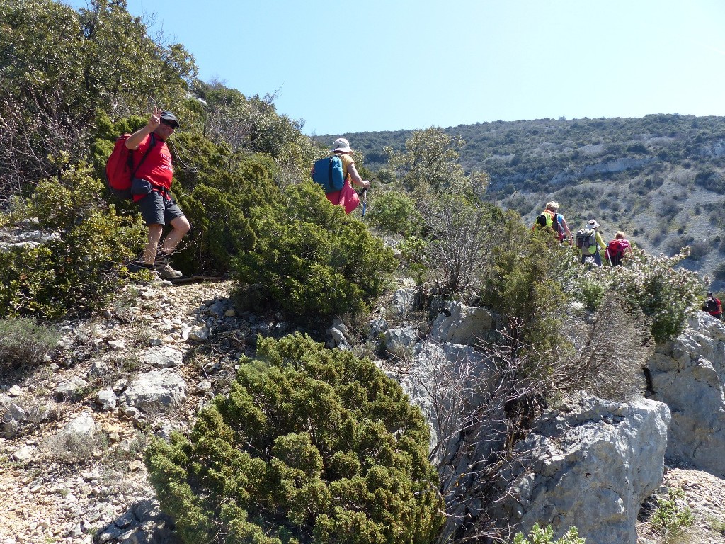 Fontaine de Vaucluse-Mourre de la Belle Etoile-Jeudi 9 avril 2015 BsVPiU