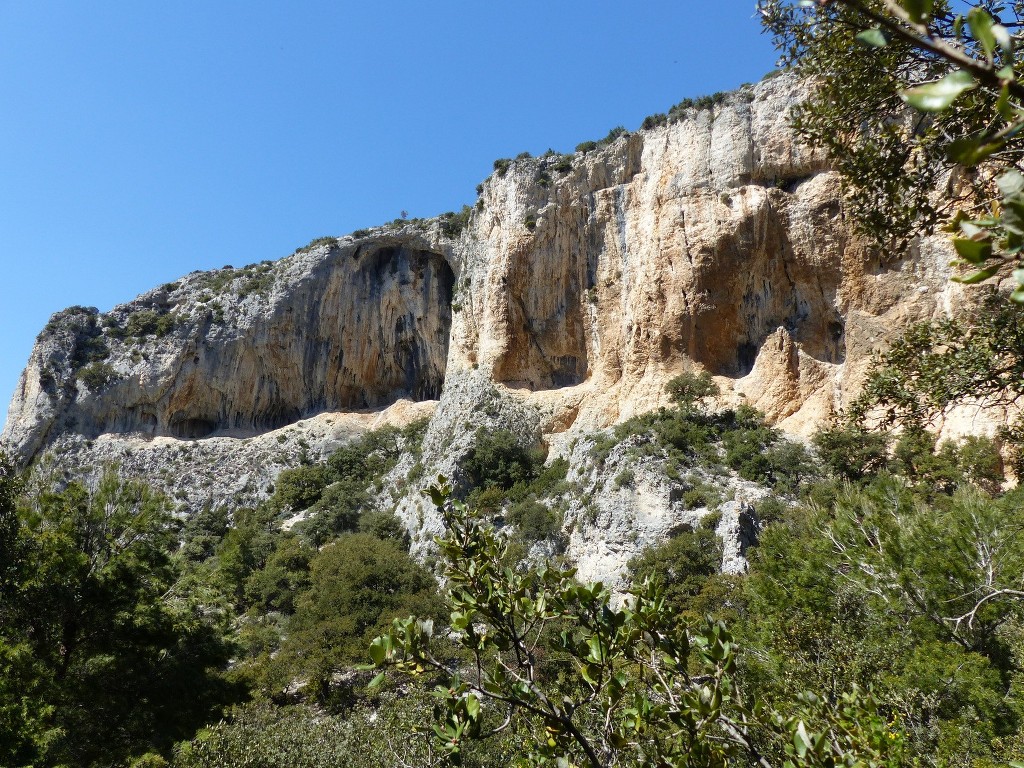 Fontaine de Vaucluse-Mourre de la Belle Etoile-Jeudi 9 avril 2015 W5KInt