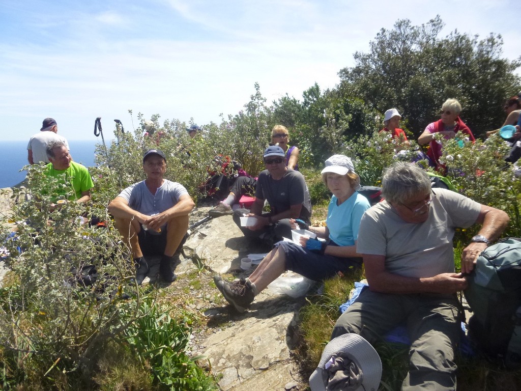 Notre Dame de Mai-Cap Sicié-Jeudi 30 avril 2015 LJGEMw