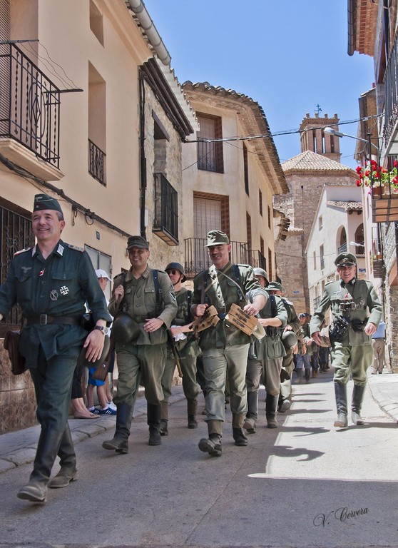 Memorial March 2015 YcYsWJ