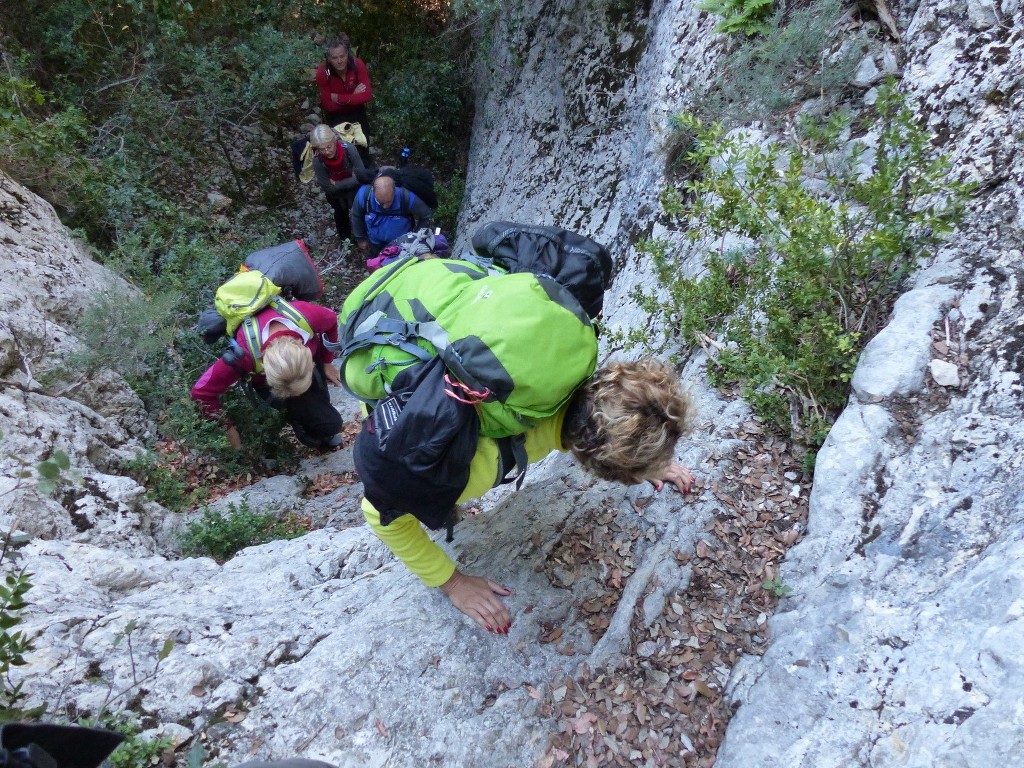 Lubéron-Vallon de l'Arc et Arche du Portalas-Jeudi 26 novembre 2015 EsuTLM