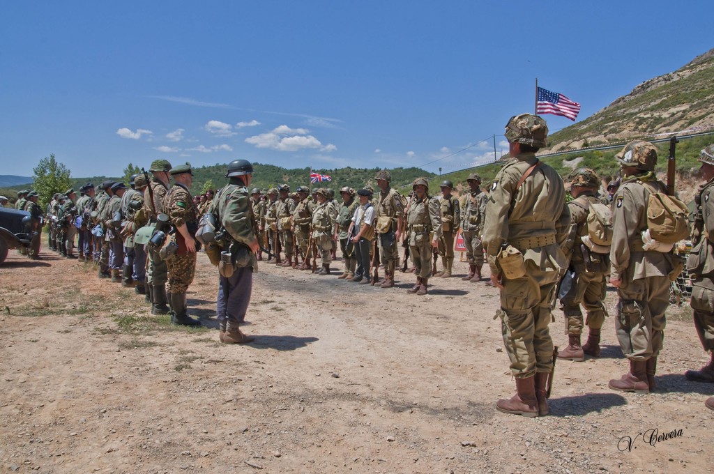 Memorial March 2015 LqSI9P