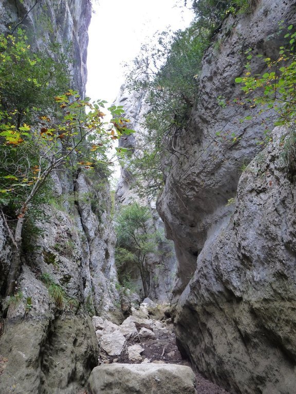 Monieux-Gorges de la Nesque-Jeudi 3 octobre 2013 EwHv36