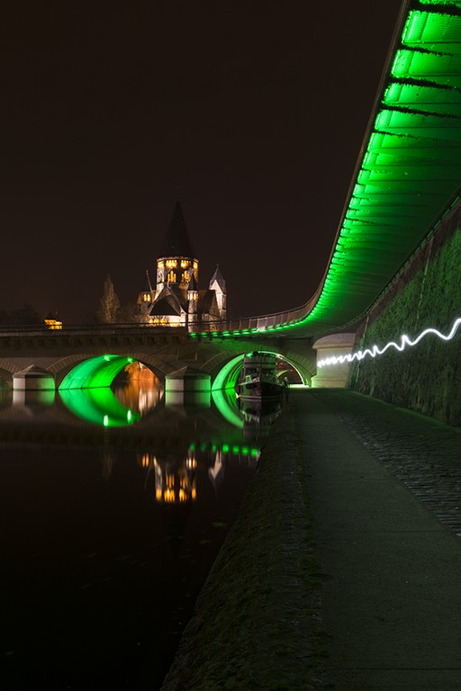 Metz la verte (photo de nuit) - à traiter Iznszg