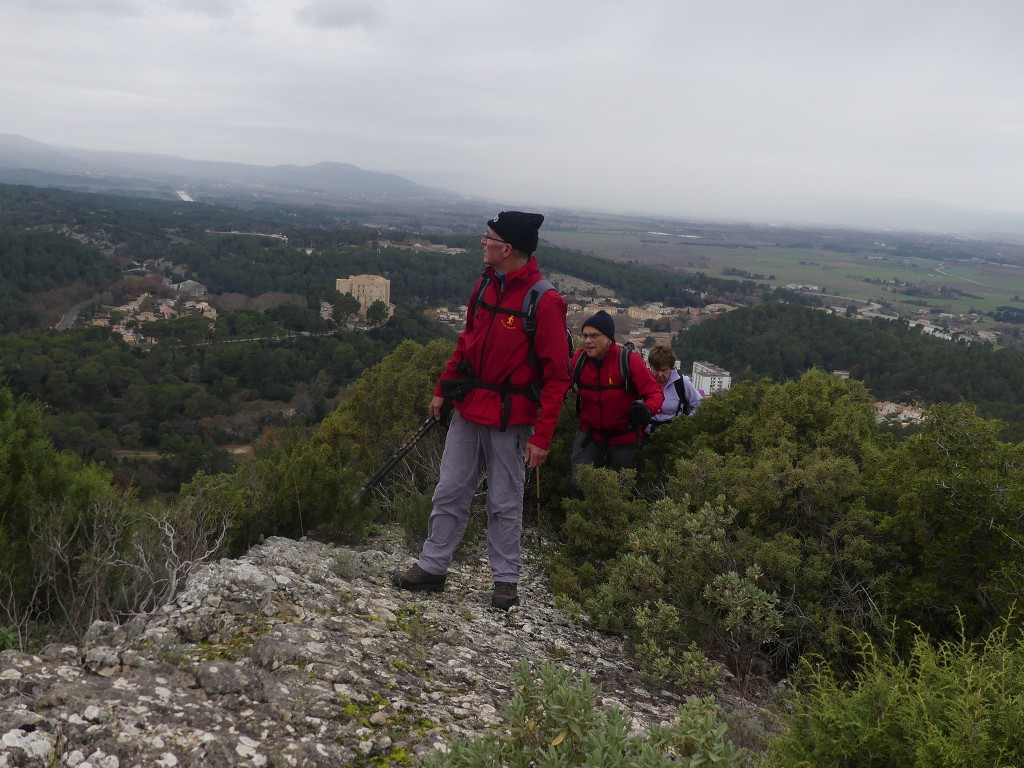 Meyrargues-Ligourès-Jeudi 13 décembre 2018 CbW6CQ