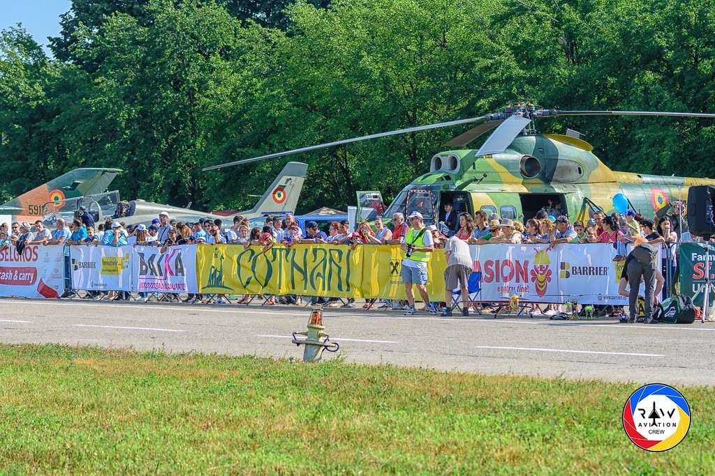 Ziua Porţilor Deschise - Baza 95 Aeriană Bacău - 9 iunie 2018 Jn7YPZ