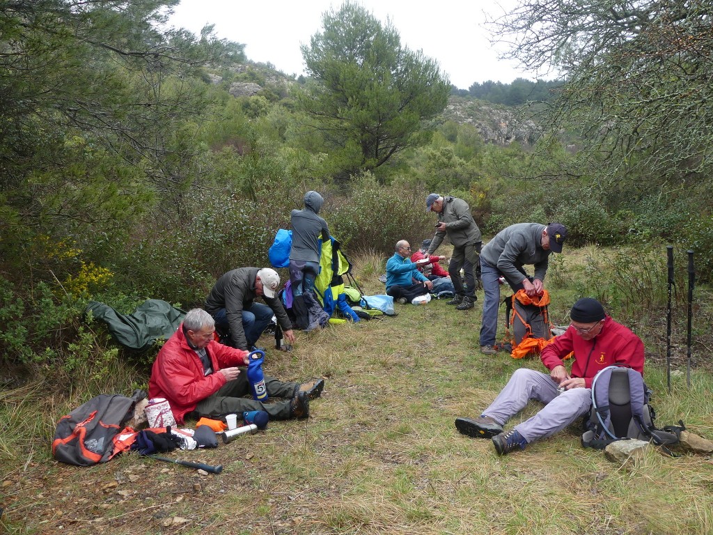 Garlaban-Lascours-Grand Vallon (les Cuvettes)-Jeudi 5 mars 2020 RjY2CE