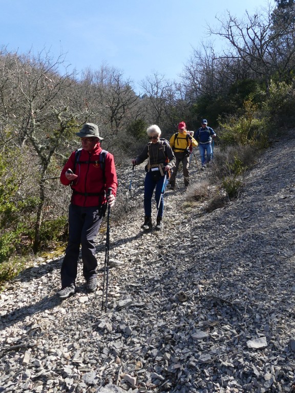 Buoux-Crêtes du Lubéron-Jeudi 22 mars 2018 1YvFU2