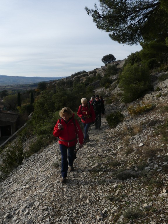 St Saturnin lès Apt-Les Aiguiers-Jeudi 29 novembre 2018 1qwjRC