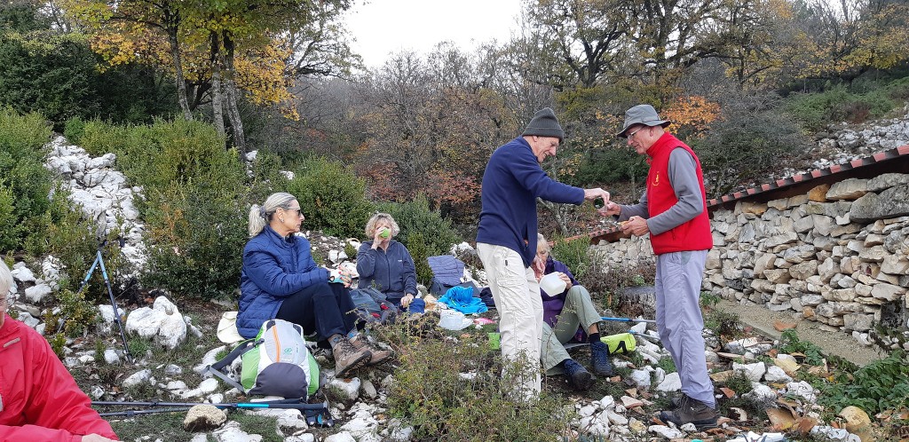 Les Jas du Ventoux sud-Jeudi 8 novembre 2018 5bN0Jp