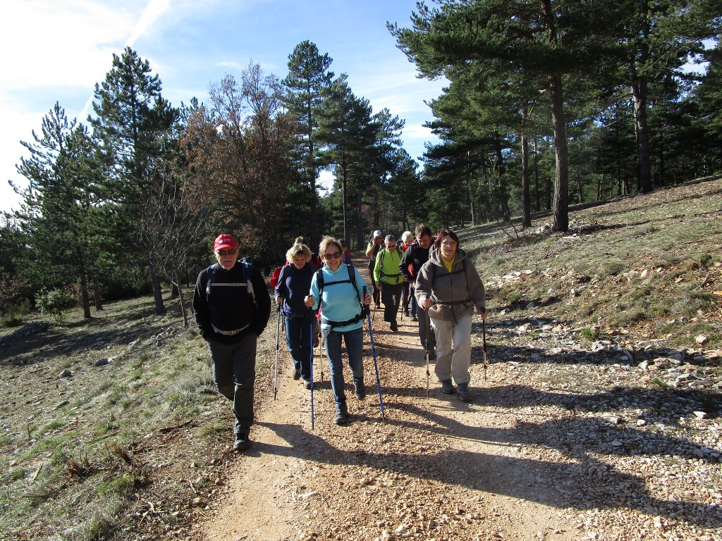 St Saturnin lès Apt-Les Aiguiers-Jeudi 29 novembre 2018 T7IPvJ