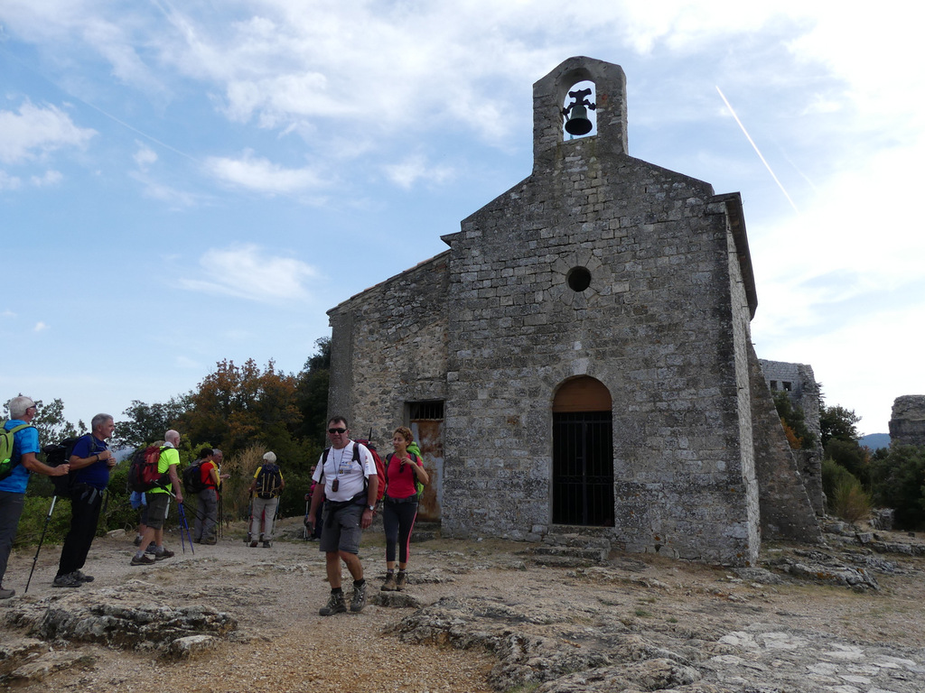 Rougiers-Source Guillandière- Château et chapelle St Jean-Jeudi 28 septembre 2017 OkV4FH