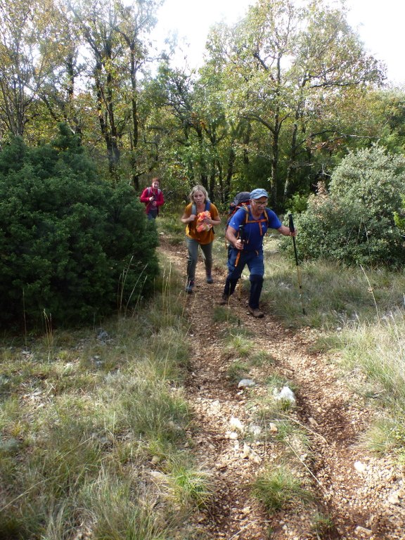 St Saturnin-lès-Apt Les Aiguiers-Jeudi 21 octobre 2021 Q4iVcd