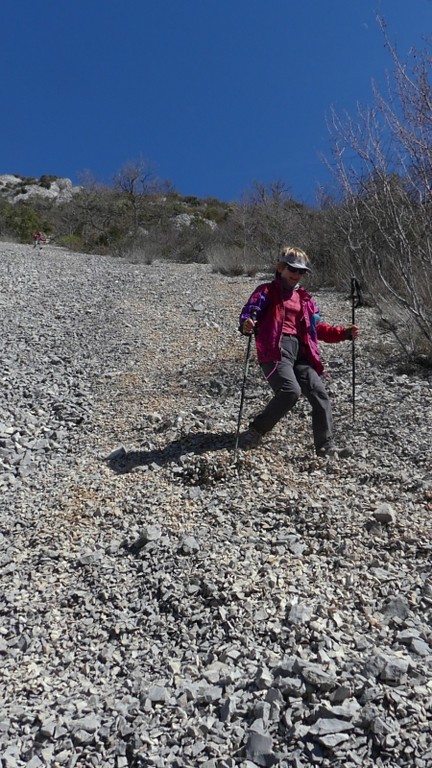 Buoux-Crêtes du Lubéron-Jeudi 22 mars 2018 QzJtgS