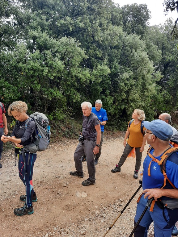 St Saturnin-lès-Apt Les Aiguiers-Jeudi 21 octobre 2021 SHQYxf