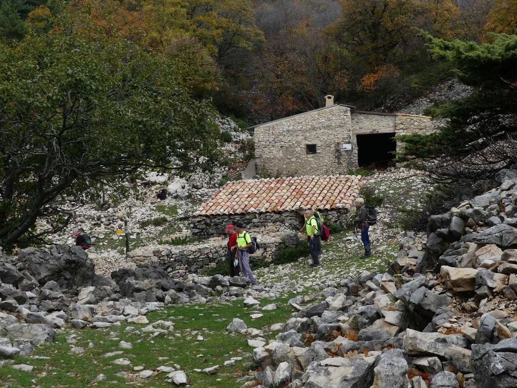 Les Jas du Ventoux sud-Jeudi 8 novembre 2018 X3MVWh