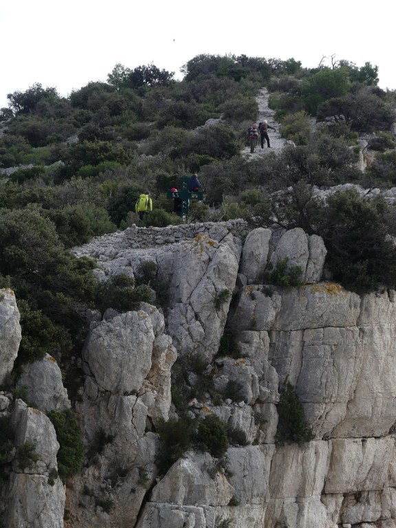 Calanques-Crêtes du Devenson-Jeudi 27 décembre 2018 0MGAWB