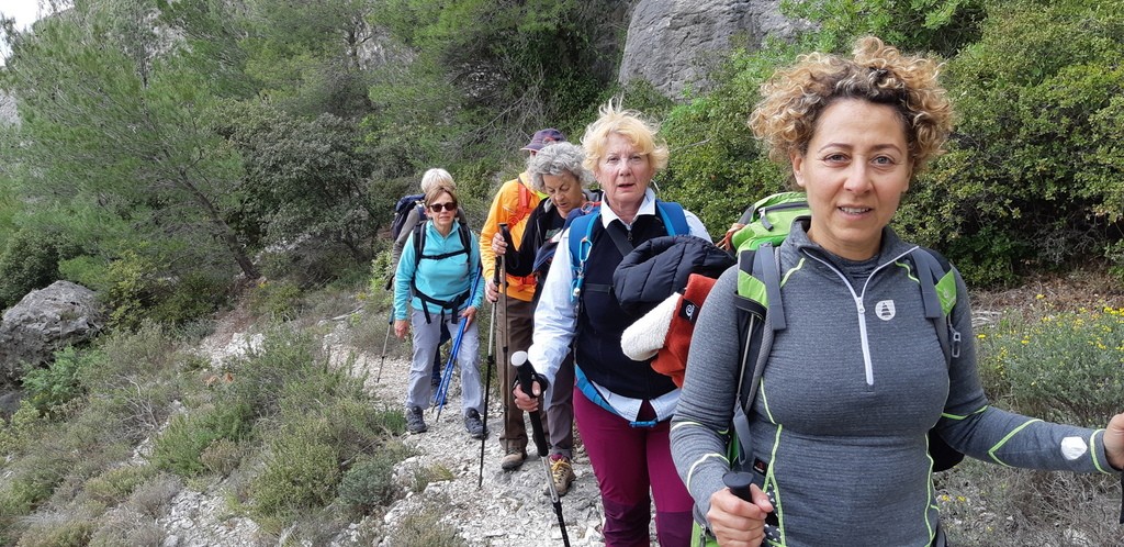 Fontaine de Vaucluse-Vallon de Lescure-Jeudi 25 avril 2019 Ew5sLs