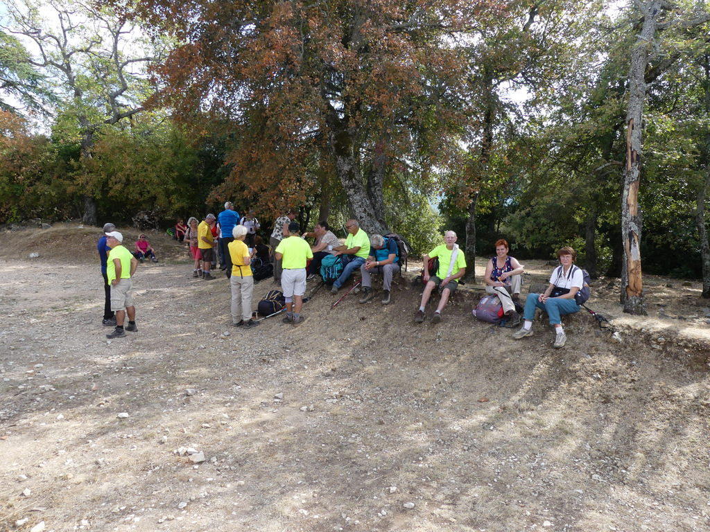 Rougiers-Source Guillandière- Château et chapelle St Jean-Jeudi 28 septembre 2017 N4pp1d