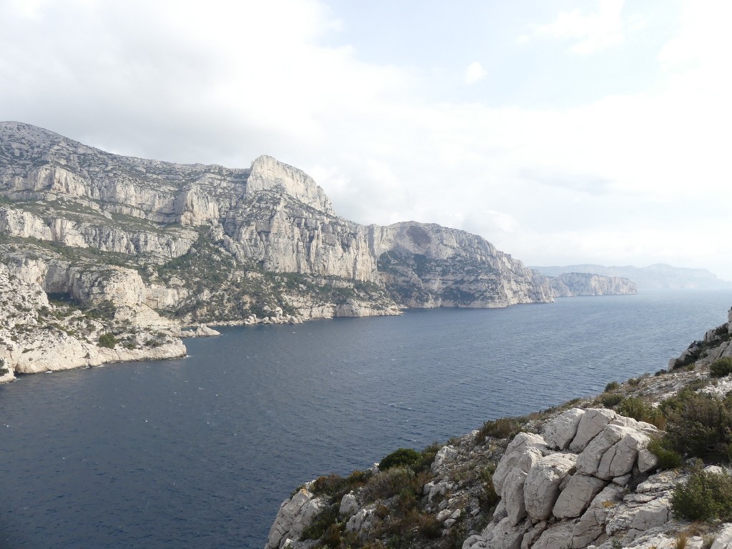 Calanques-Sormiou-Morgiou-Sugiton-Jeudi 23 février 2023 OPAh9x