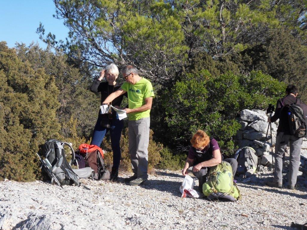 Cuges-Barres du Castellet et du Castillon-Jeudi 16 novembre 2017 ObxA6h