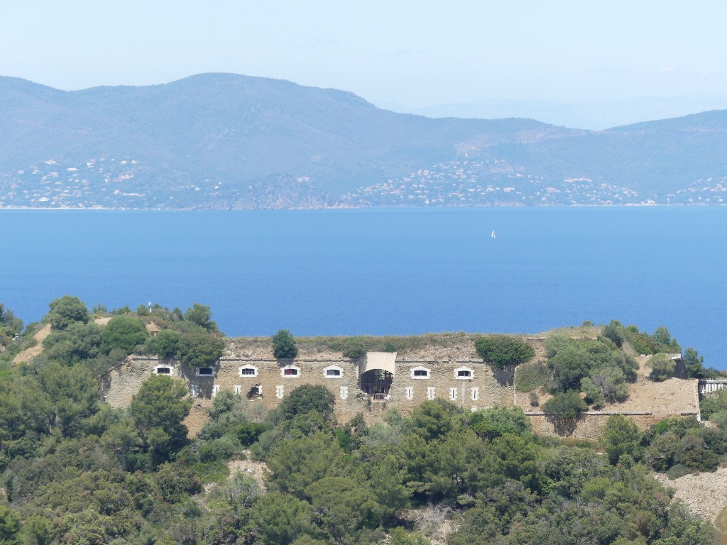 Port Cros-Tour de l'ile-Jeudi 13 juin 2019 UHZiEv