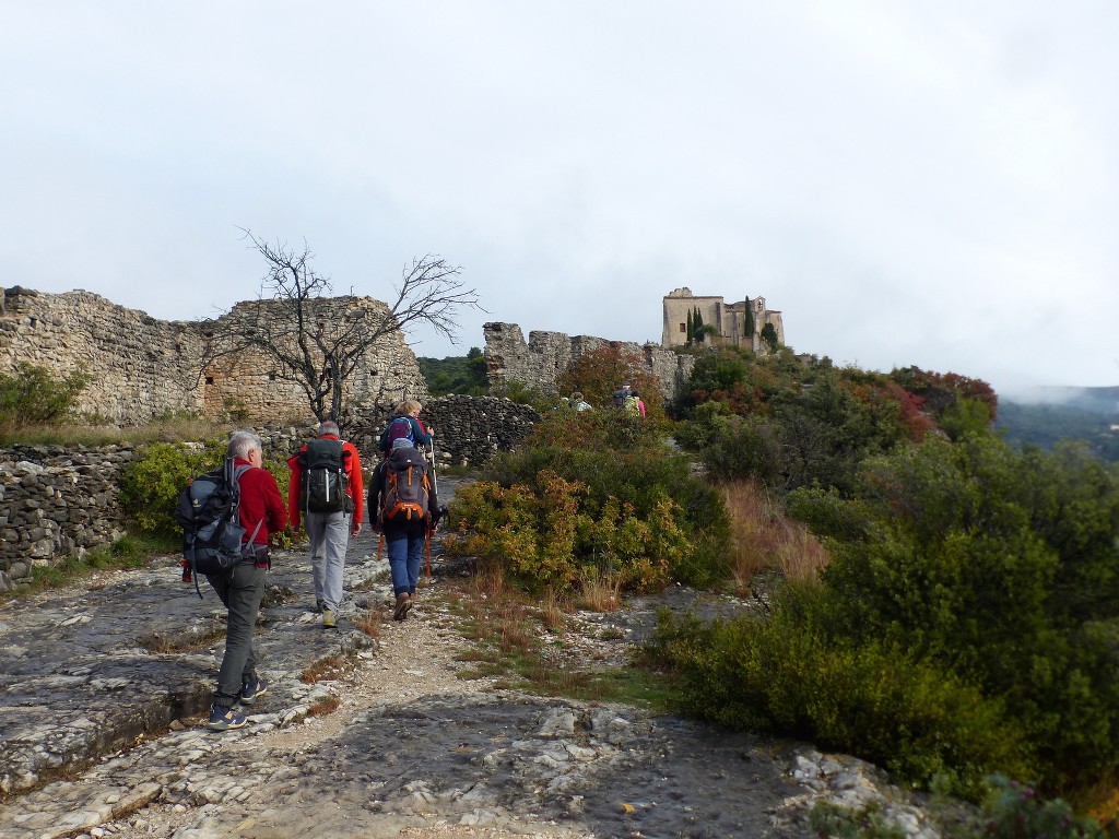 St Saturnin-lès-Apt Les Aiguiers-Jeudi 21 octobre 2021 XnaTkB