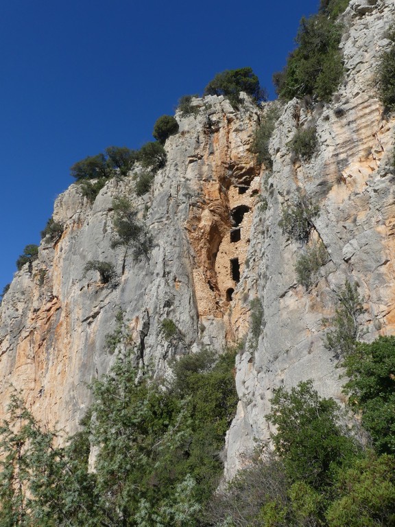 Cabasse-Trou aux Fées-Dolmen de la Gastée-Jeudi 8 février 2018 E8tfrt