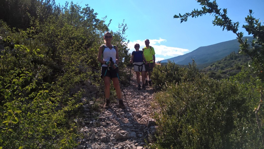 Pic St Cyr-Gorges de la Méouge-Jeudi 21 juin 2018 FpqKNm