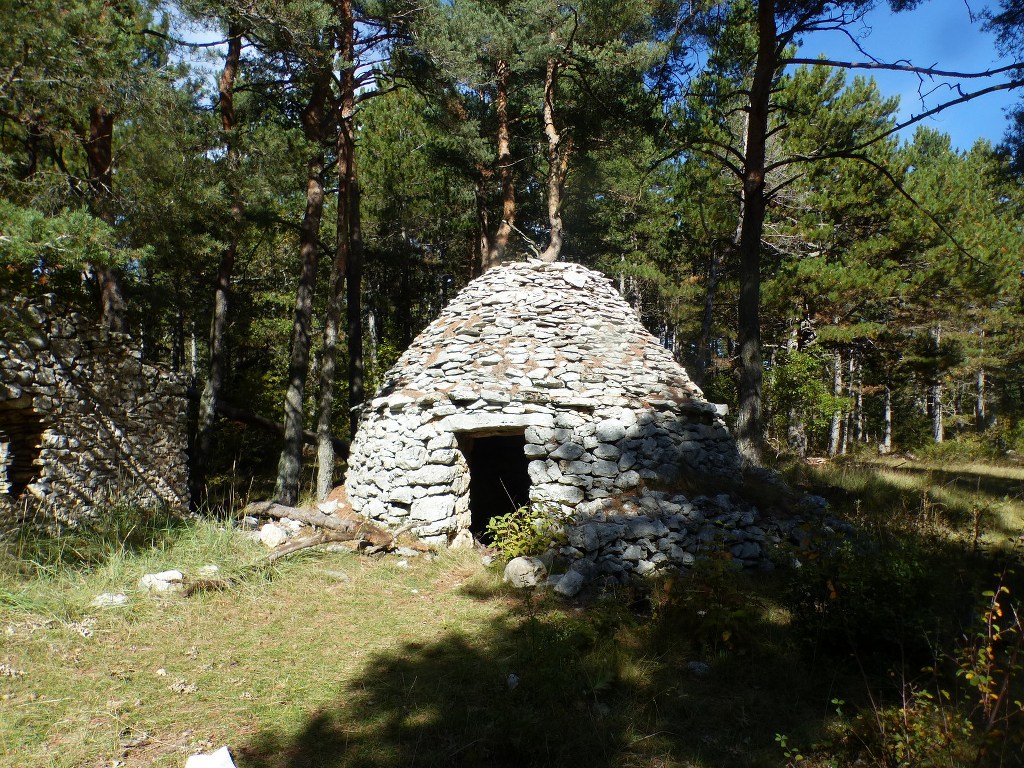 St Saturnin-lès-Apt Les Aiguiers-Jeudi 21 octobre 2021 Ge7Gw7