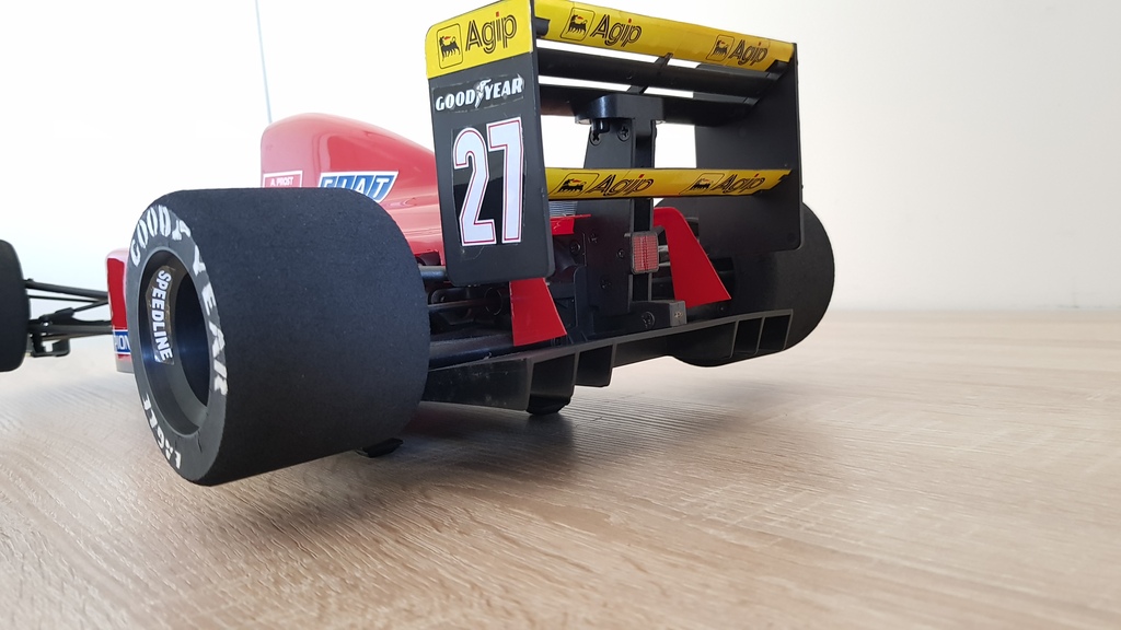 Mon petit garage RC  NgSOeM