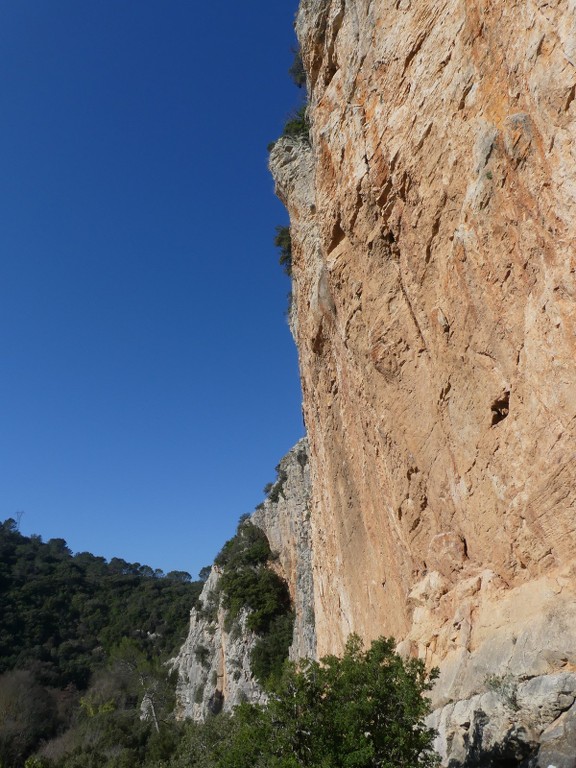 Cabasse-Trou aux Fées-Dolmen de la Gastée-Jeudi 8 février 2018 PN4Hpe