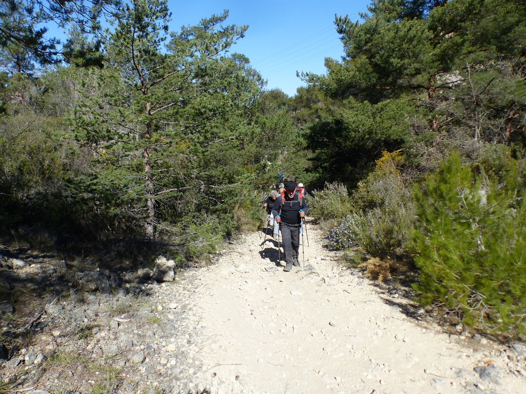 L'Etoile par le vallon des Santons-Jeudi 8 avril 2021 YNLpfc