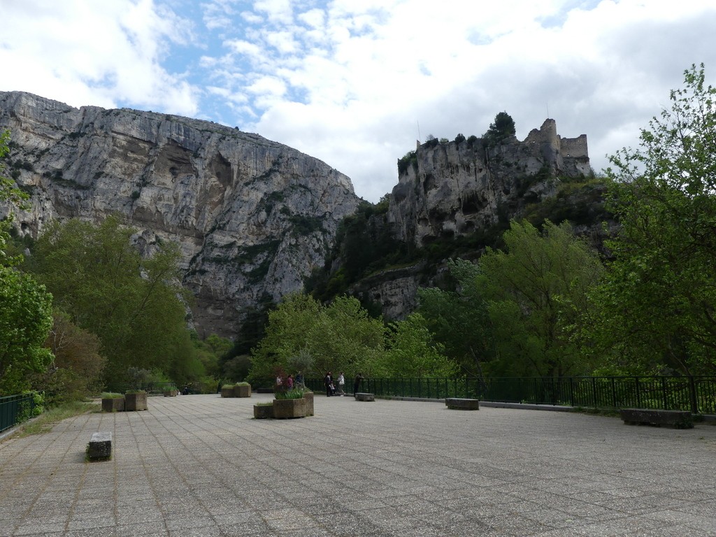 Fontaine de Vaucluse-Vallon de Lescure-Jeudi 25 avril 2019 FP8BBu