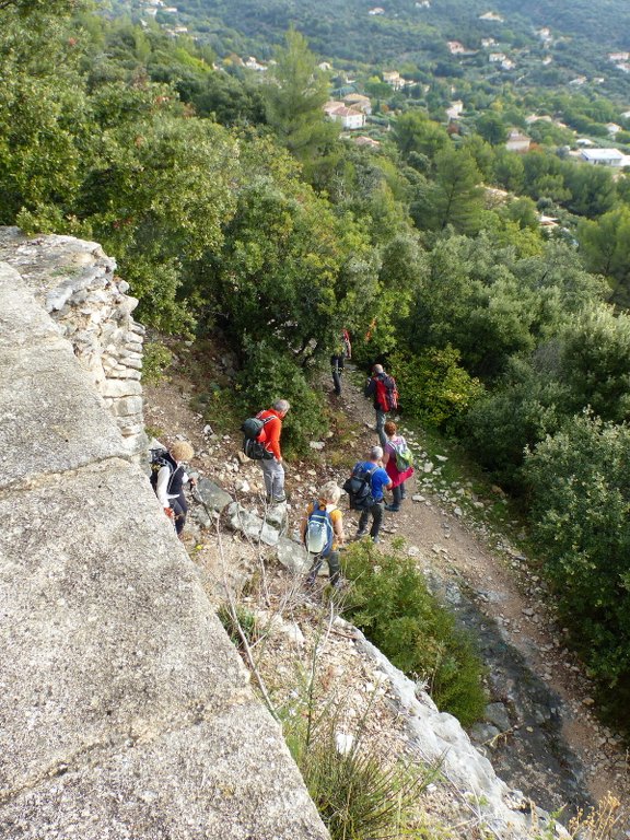 St Saturnin-lès-Apt Les Aiguiers-Jeudi 21 octobre 2021 I9hP8x