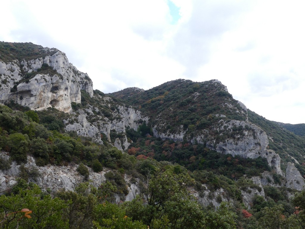 Lubéron-Vallon de l'Arc-Arche du Portalas-Jeudi 9 novembre 2017 Q7VJHP