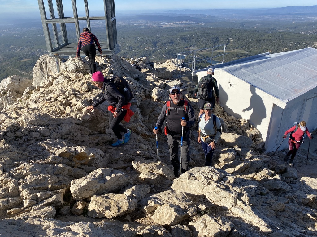 Ste Victoire-Croix de Provenvce par le tracé Vert-Jeudi 24 novembre 2022 Qg5rGu