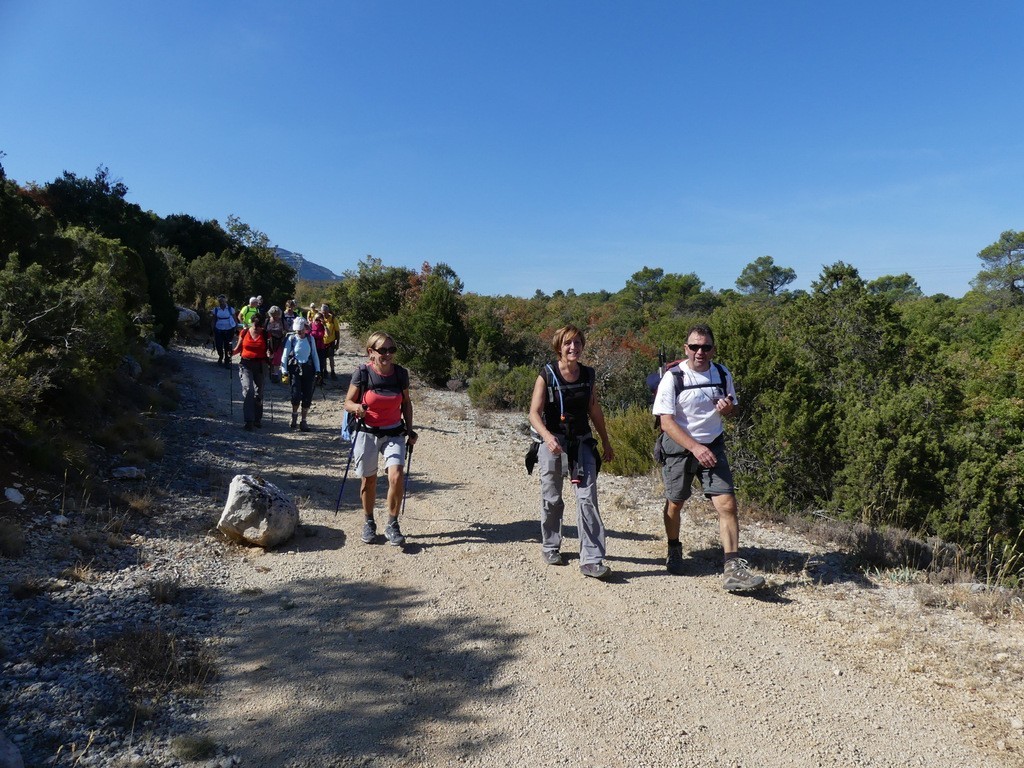 Rougiers-Source Guillandière- Château et chapelle St Jean-Jeudi 28 septembre 2017 RJyC85