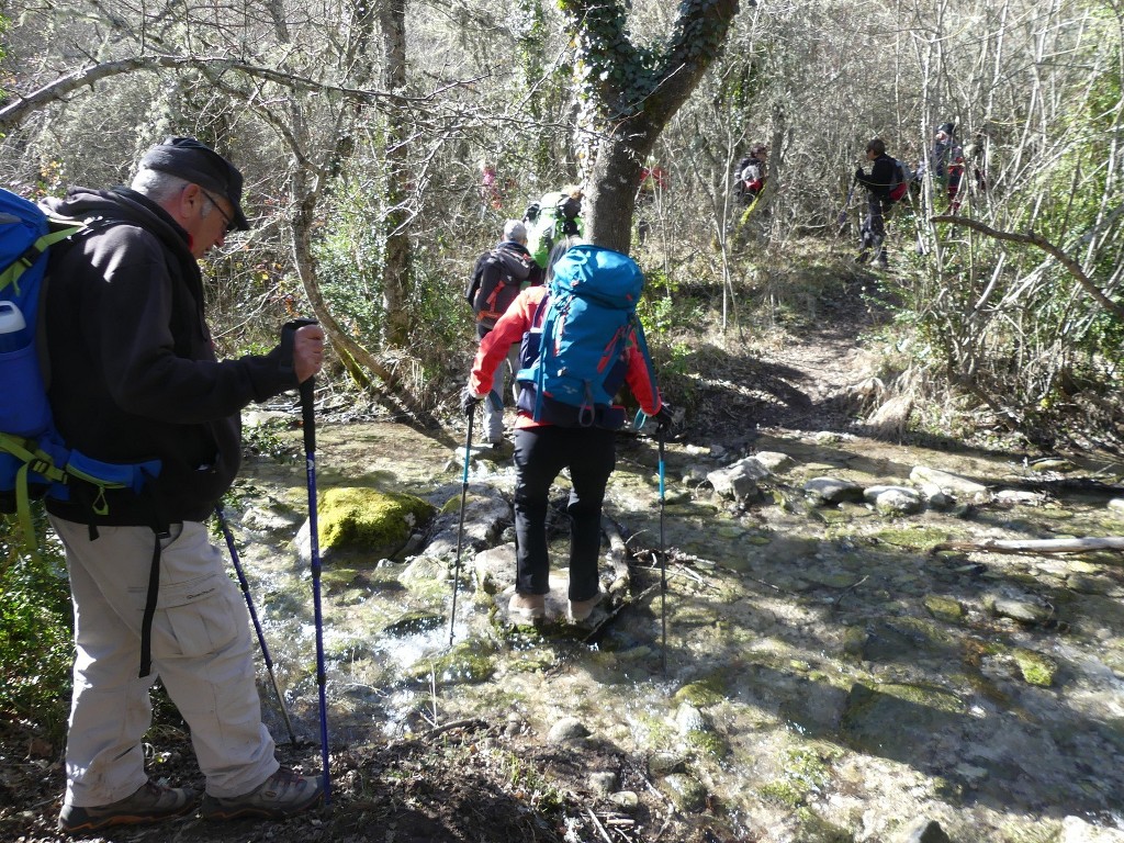 Buoux-Crêtes du Lubéron-Jeudi 22 mars 2018 RznUQS