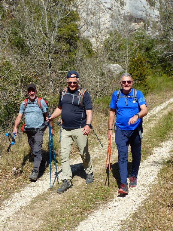 Buoux-Crêtes Lubéron-Aiguebrun-Jeudi 24 mars 2022 UQHoXJ