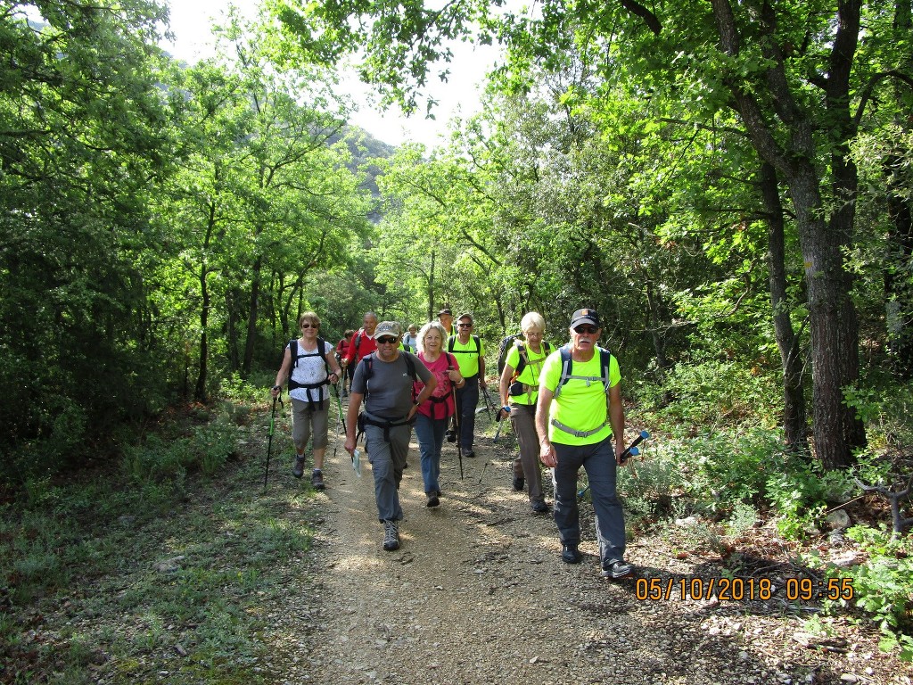 St Saturnin-lès-Apt-Baume Roustan-Jeudi 10 mai 2018 Ufw8vB