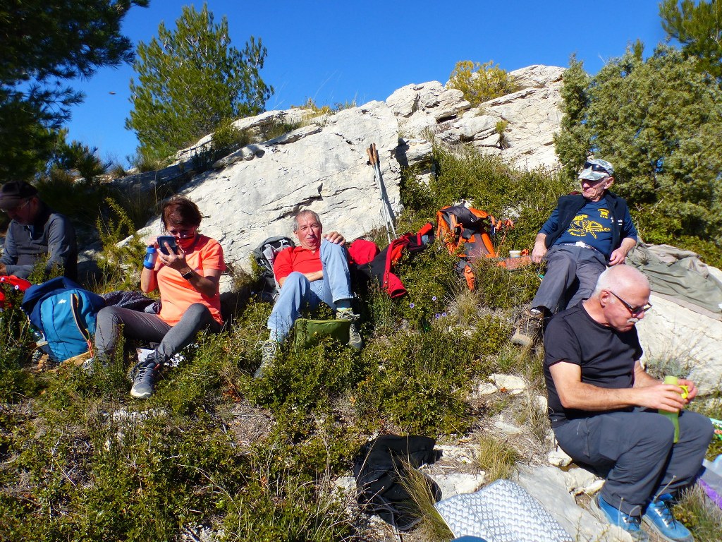 St Savournin-Grand Puech-Mont Julien-Jeudi 17 février 2022 XqxyFs