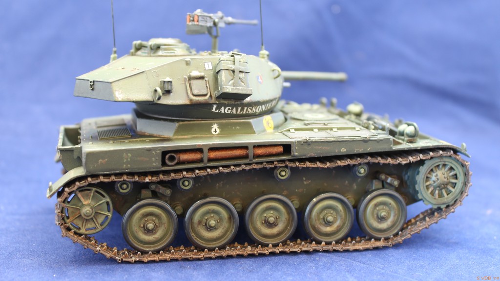 AMX13 chaffee [Terminé VMD] - Page 3 Zs8DC7