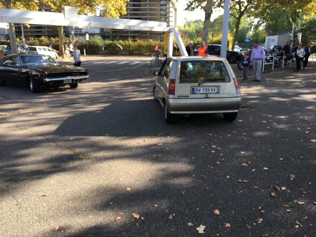 Ici le CR et les Photos du Rétro-Rencard à Strasbourg-Meinau du 8.10.2018 FjXfPu