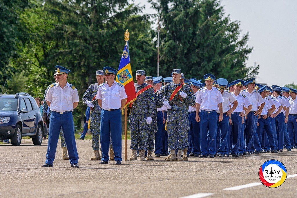 Ziua Porţilor Deschise - Baza 95 Aeriană Bacău - 9 iunie 2018 IBusg4