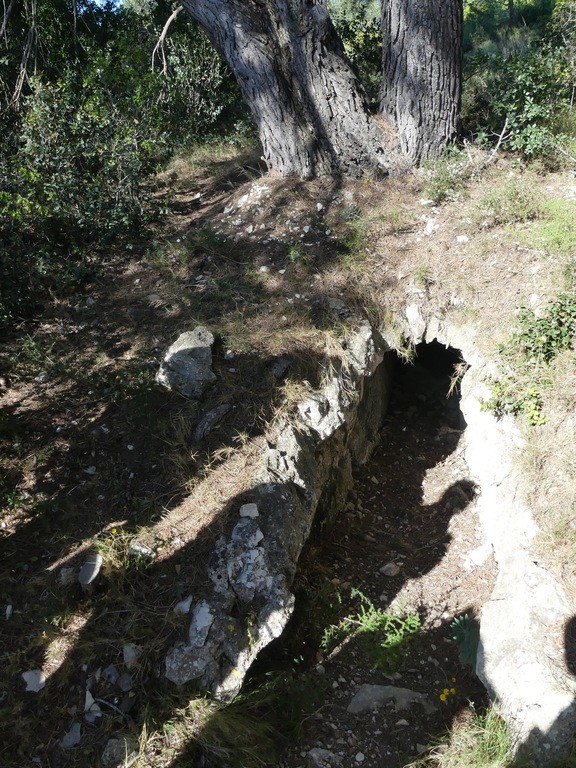 Randonnée culture alentours de Fontvieille-Lundi 6 mai 2019 JETReN