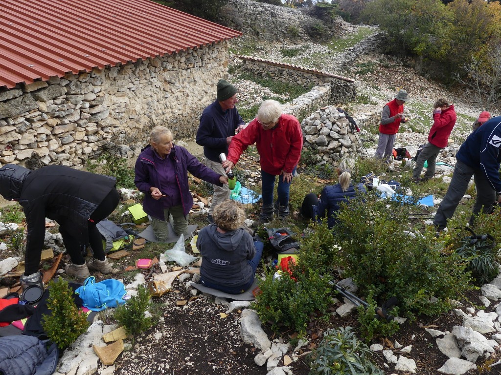 Les Jas du Ventoux sud-Jeudi 8 novembre 2018 KBdoGJ