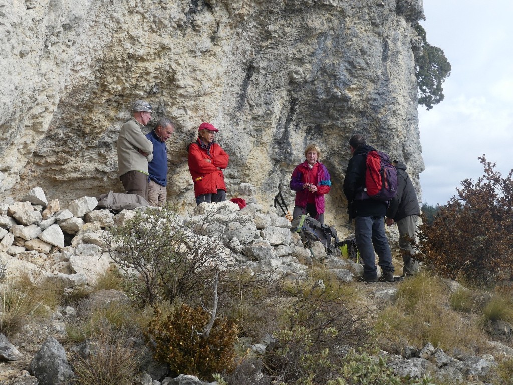 Lubéron-Vallon de l'Arc-Arche du Portalas-Jeudi 9 novembre 2017 Ng98jK